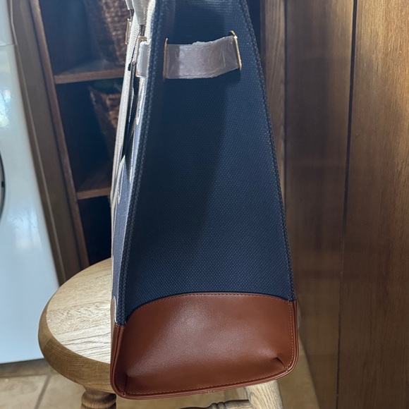 Lauren Ralph Lauren Navy and Tan Tote Bag - Picture 3 of 6